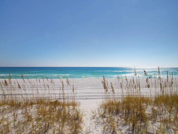 Amazing 5 Bedroom Beachfront Home in Destin with Sunset View